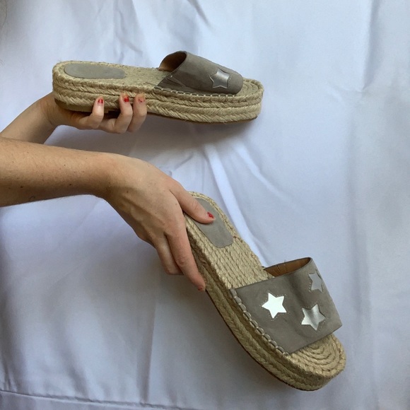 ⭐️Pull&Bear platform sandals⭐️ - Picture 2 of 6